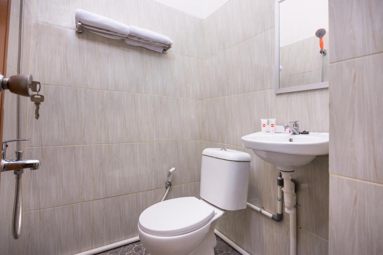 Al Abror Homestay Mandala Krida Mitra Reddoorz Джок'якарта Екстер'єр фото